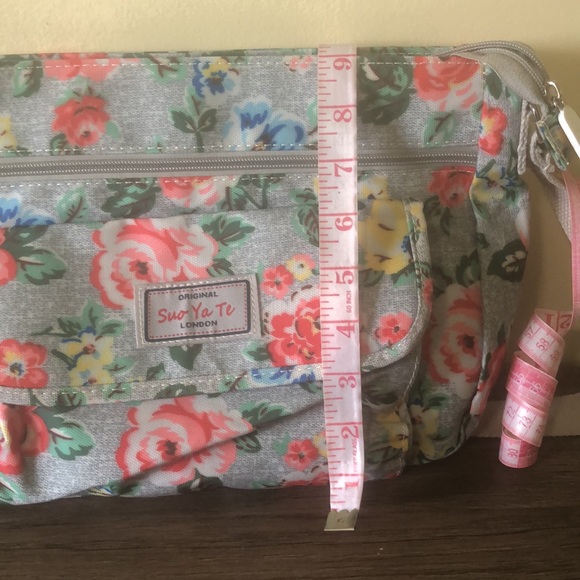 Floral crossbody purse - Picture 3 of 5